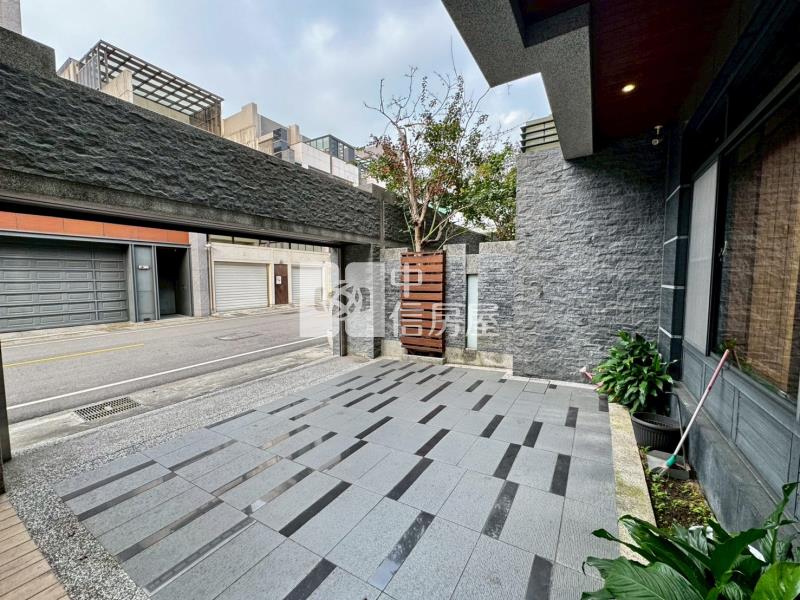 新都生態公園雙車電梯別墅房屋室內格局與周邊環境