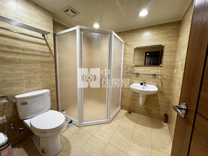 新都生態公園雙車電梯別墅房屋室內格局與周邊環境