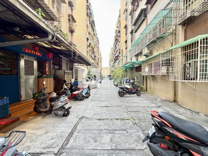 獨家!富台國宅三改二庭園戶房屋室內格局與周邊環境