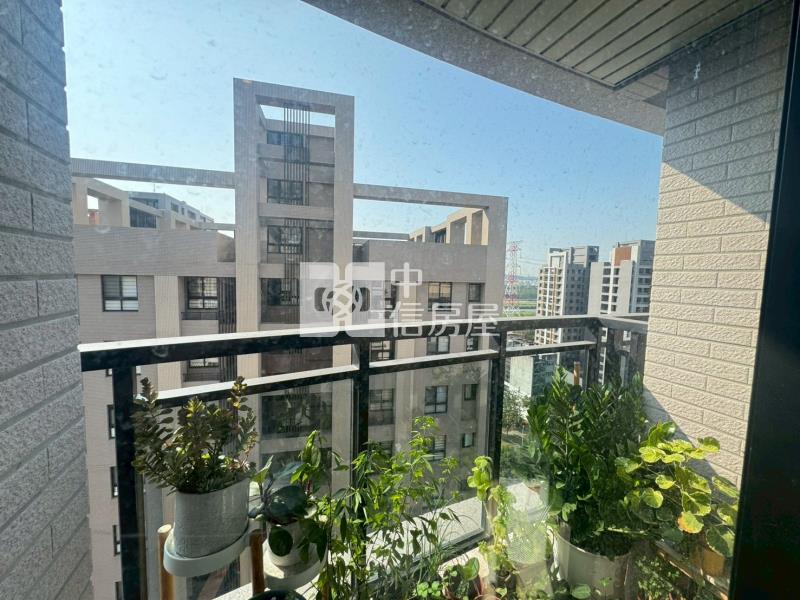 昕邑鳥語花香次頂樓三房雙平車房屋室內格局與周邊環境