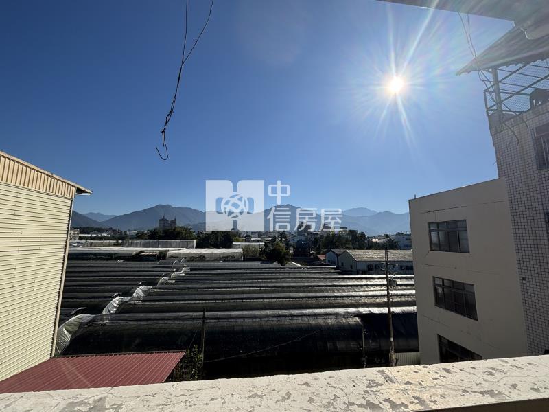 學校旁美住家房屋室內格局與周邊環境