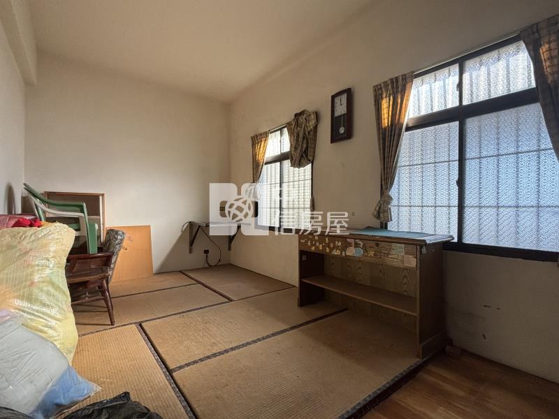 學校旁美住家房屋室內格局與周邊環境