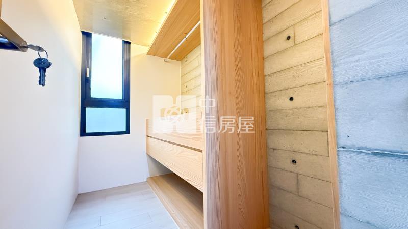 獨家!洲際W四房雙車樓中樓房屋室內格局與周邊環境