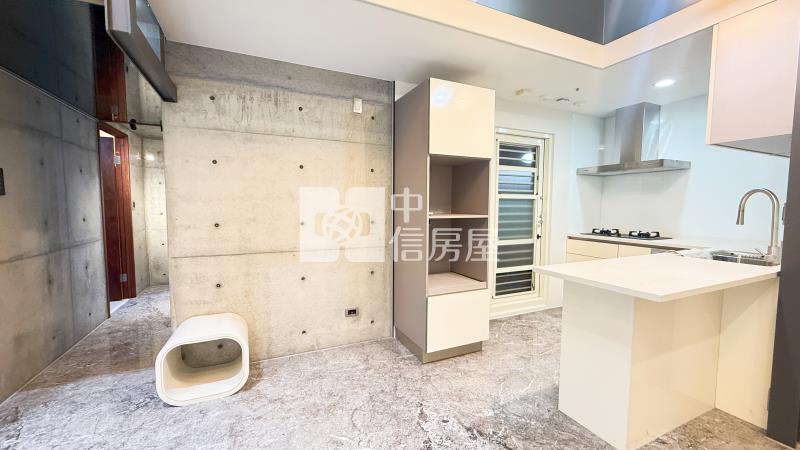 獨家!洲際W四房雙車樓中樓房屋室內格局與周邊環境