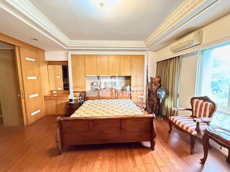 十期陸府震後臨路美墅（專任）房屋室內格局與周邊環境