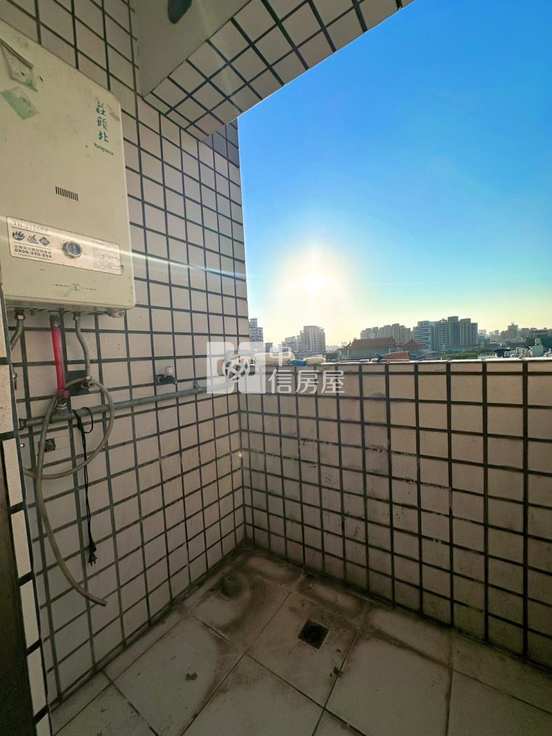 振英華廈房屋室內格局與周邊環境