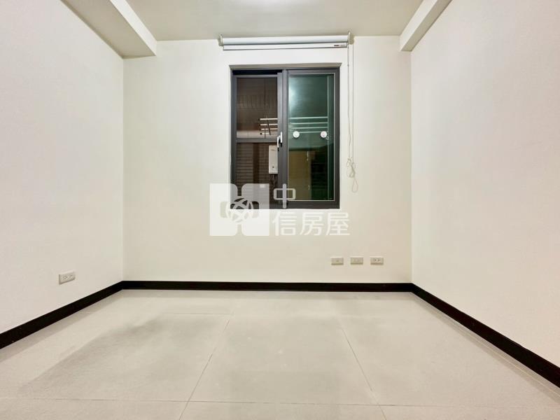 世紀凱悦高樓美三房房屋室內格局與周邊環境