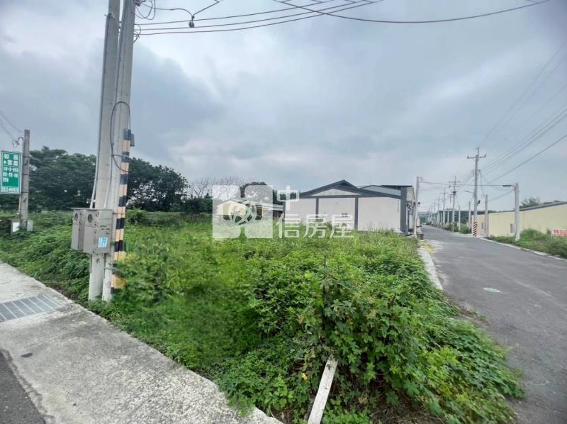 大路邊漂亮都內地房屋室內格局與周邊環境