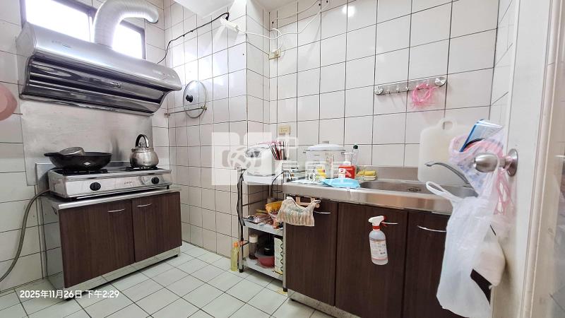 頭城優質電梯美三房房屋室內格局與周邊環境