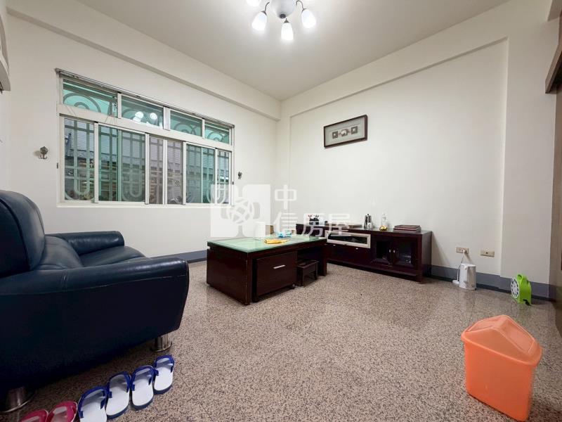 至正國中好屋況車墅房屋室內格局與周邊環境