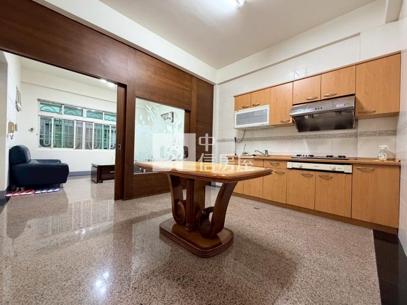 至正國中好屋況車墅房屋室內格局與周邊環境