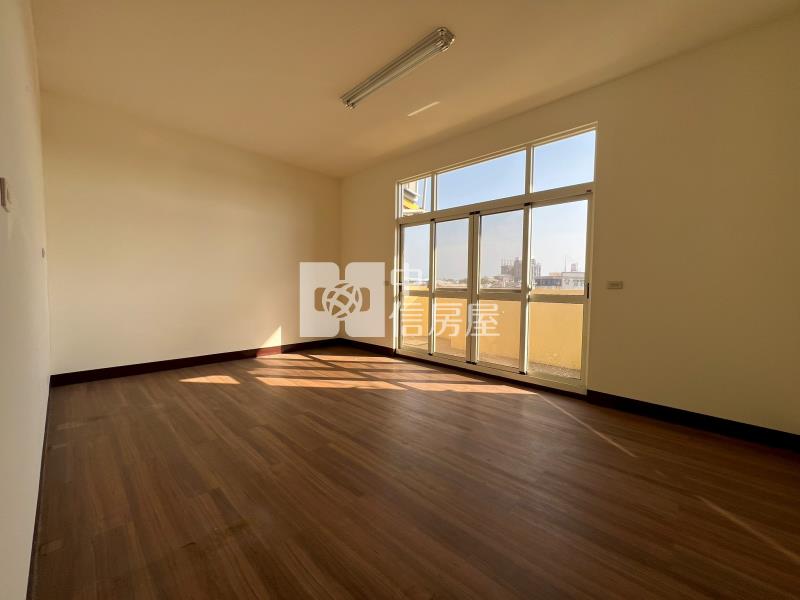 斗六永昌西街大地坪別墅房屋室內格局與周邊環境