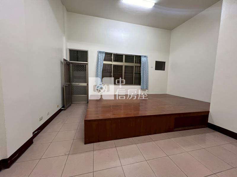 斗六永昌西街大地坪別墅房屋室內格局與周邊環境