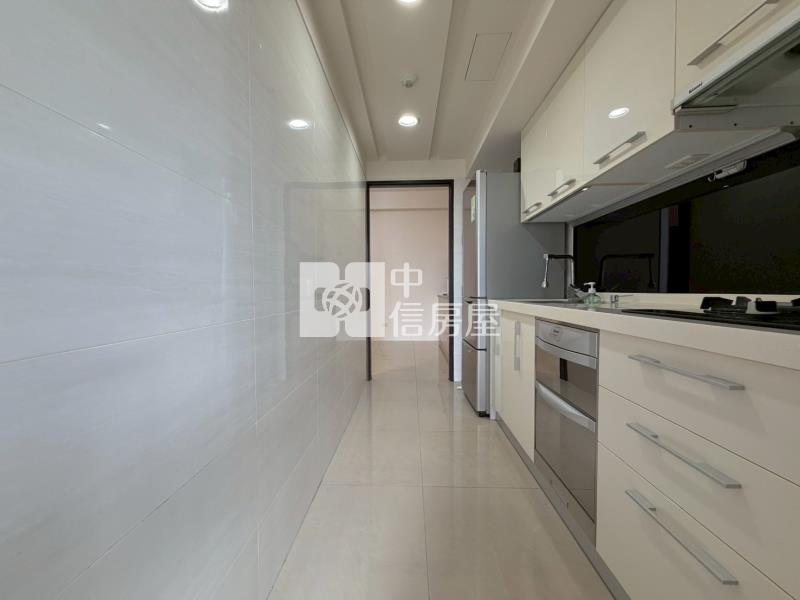 新麗馳|精裝大三房車位房屋室內格局與周邊環境