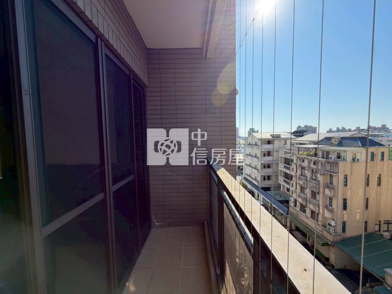 新麗馳|精裝大三房車位房屋室內格局與周邊環境