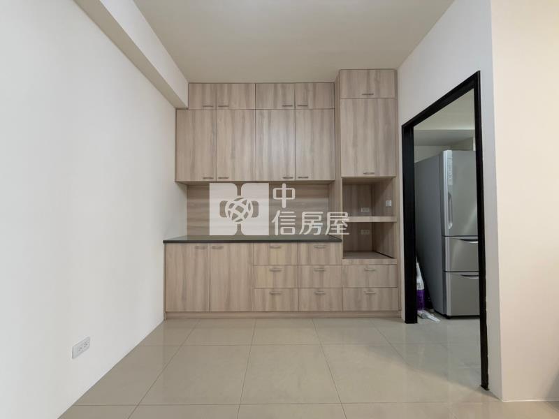 新麗馳|精裝大三房車位房屋室內格局與周邊環境