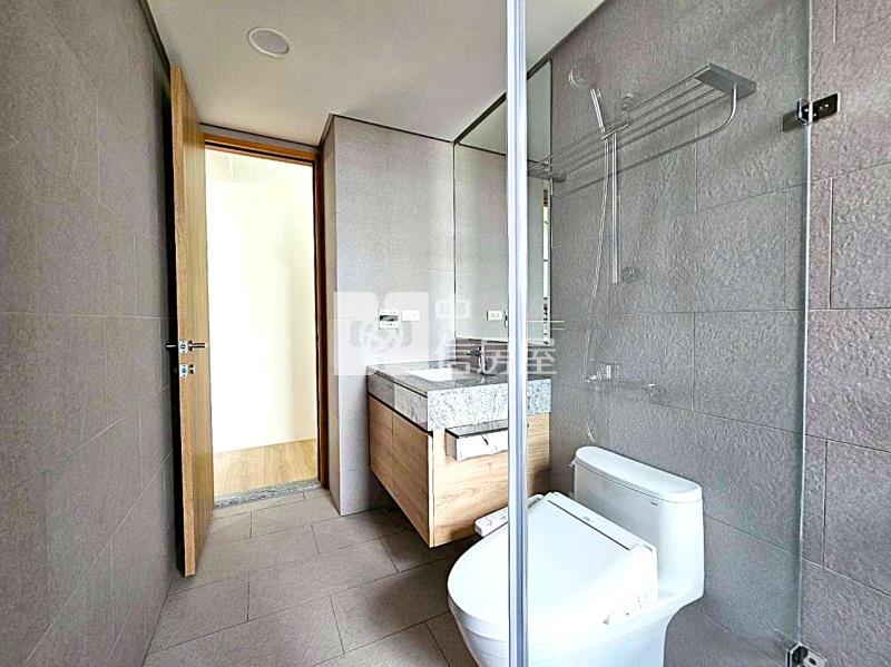 大塊森濤朝南高樓視野戶連號雙平車房屋室內格局與周邊環境