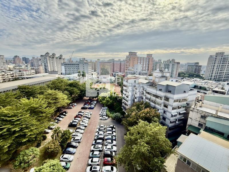 曉明女中高樓溫馨2+1房房屋室內格局與周邊環境