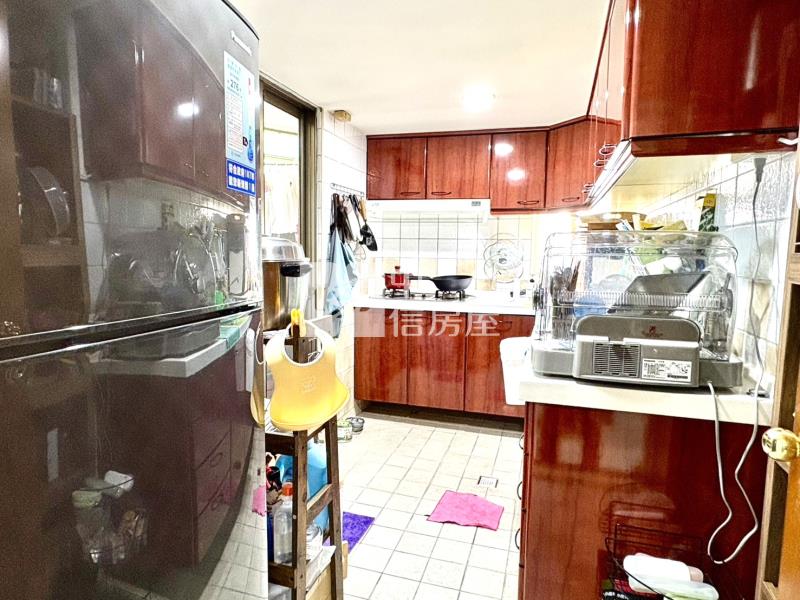 曉明女中高樓溫馨2+1房房屋室內格局與周邊環境