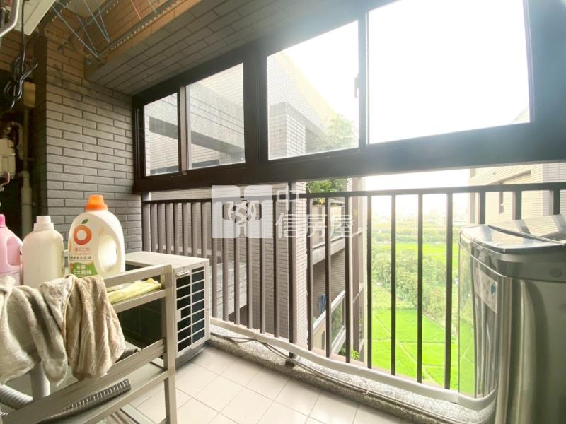 勝美彩虹城三房平車房屋室內格局與周邊環境