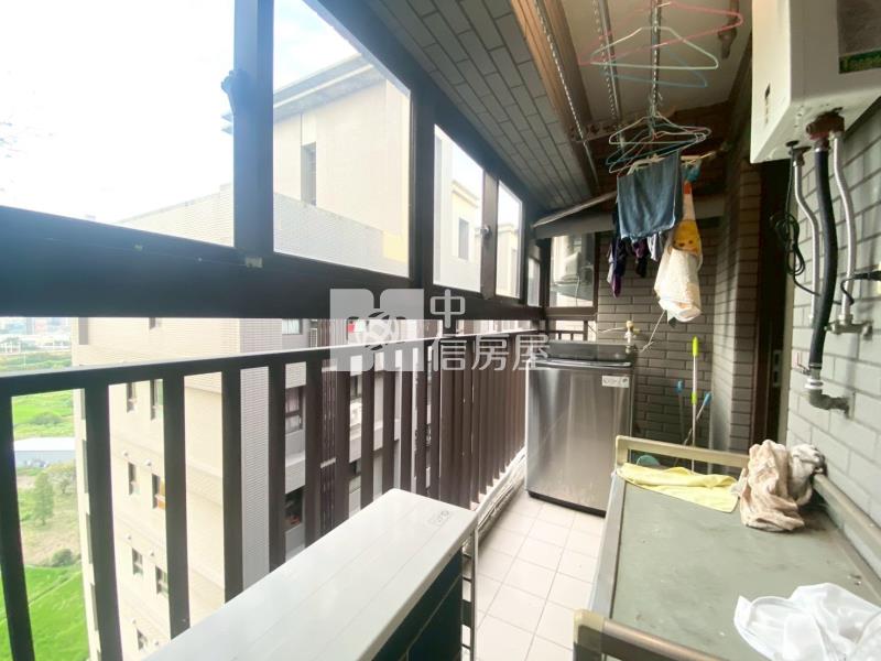 勝美彩虹城三房平車房屋室內格局與周邊環境