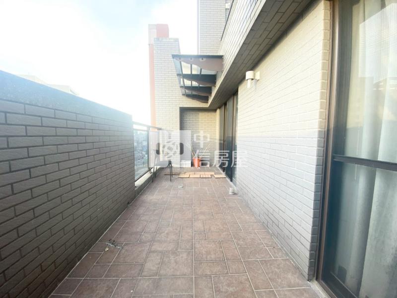 勝美彩虹城三房平車房屋室內格局與周邊環境