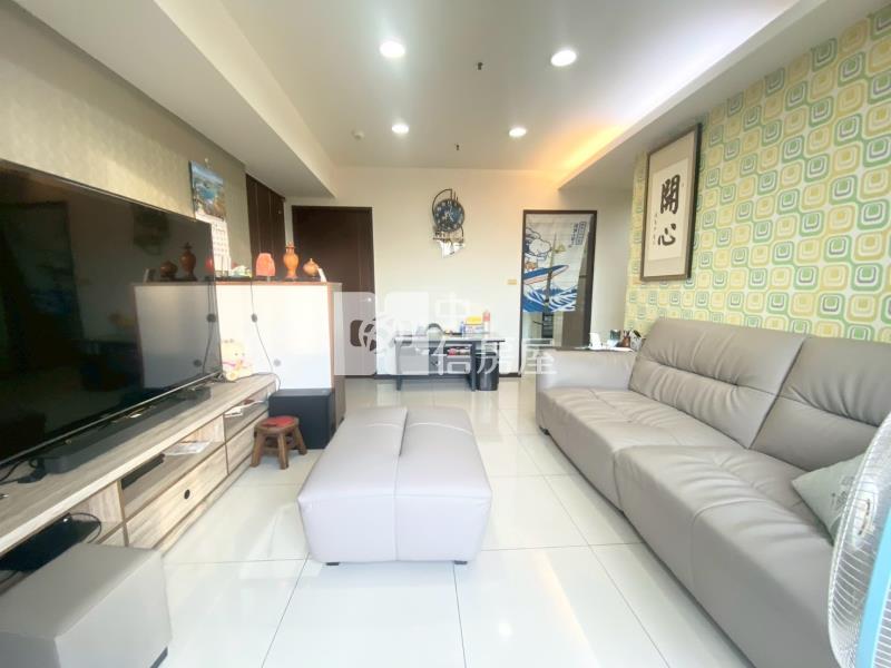 勝美彩虹城三房平車房屋室內格局與周邊環境