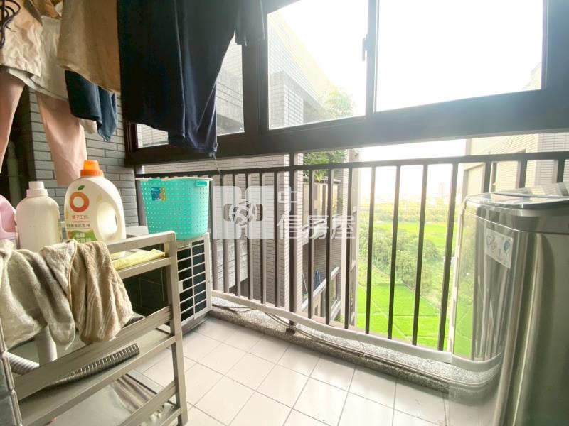 勝美彩虹城三房平車房屋室內格局與周邊環境