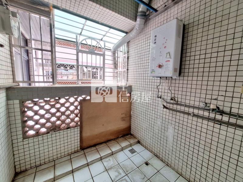 專任國安國宅大三房大棟距房屋室內格局與周邊環境