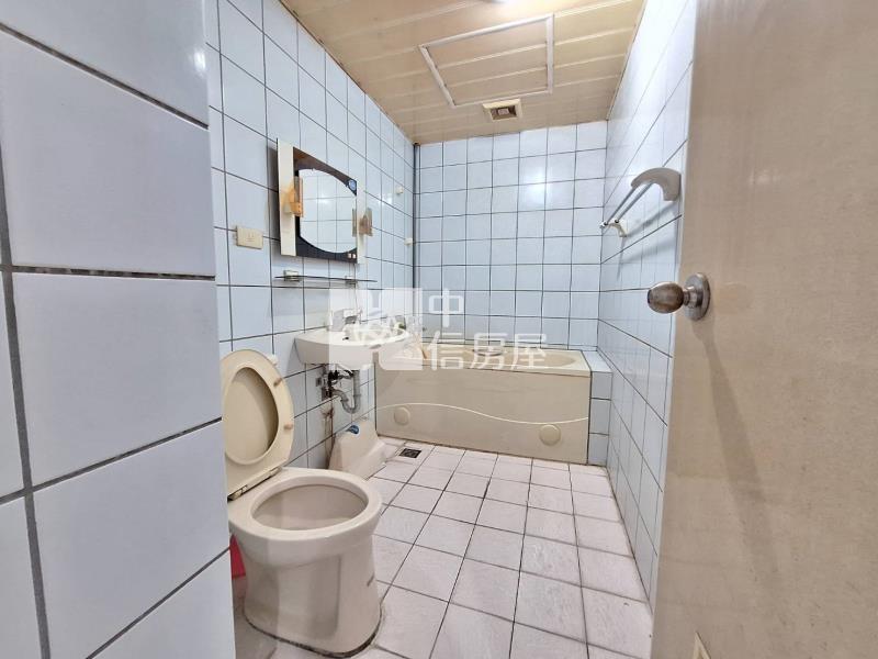 專任國安國宅大三房大棟距房屋室內格局與周邊環境