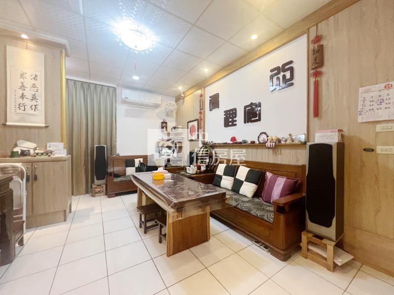 專委中壢山東國小透天房屋室內格局與周邊環境