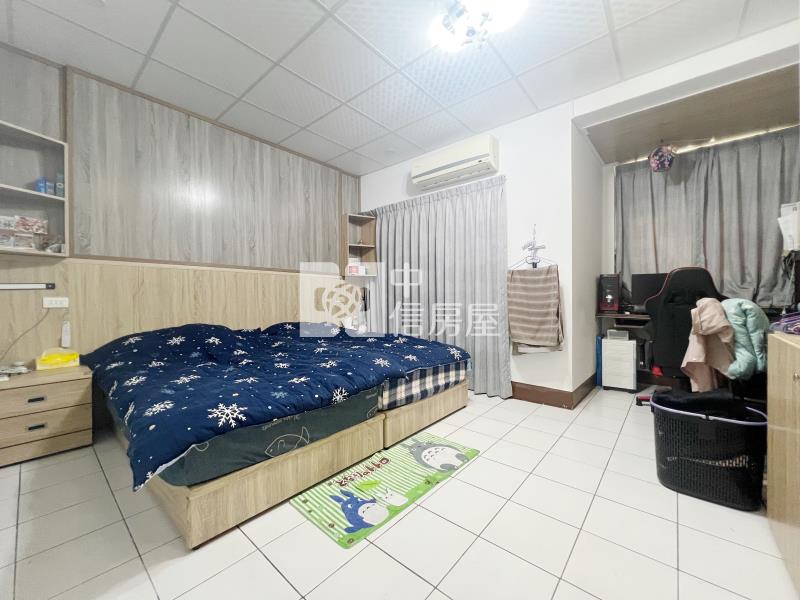 專委中壢山東國小透天房屋室內格局與周邊環境