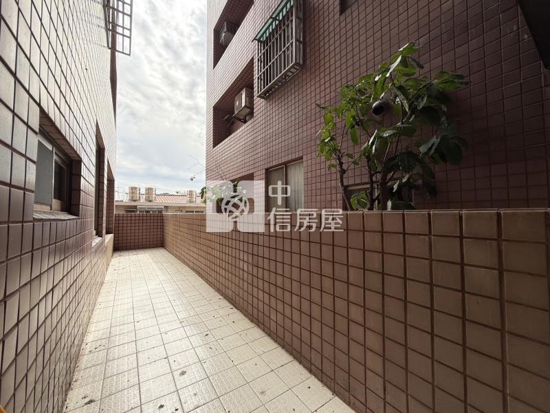 【安家】楊明國小低總價三房車+四坪露台房屋室內格局與周邊環境