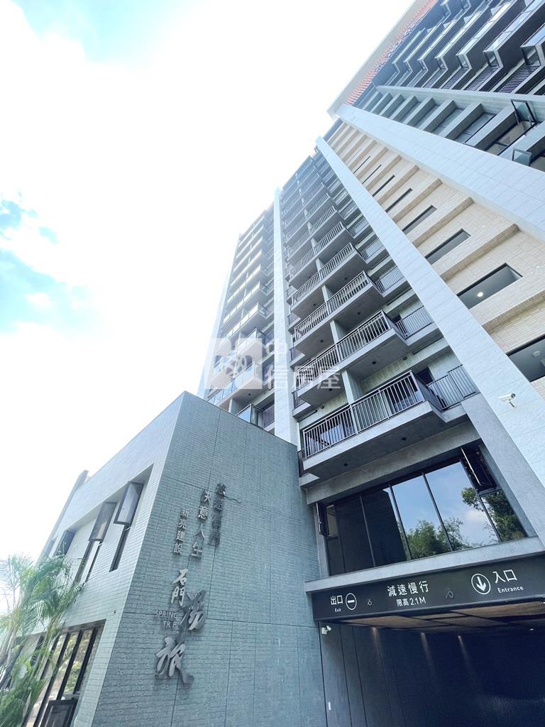 【新世紀】龍潭石門湯旅景觀套房車房屋室內格局與周邊環境