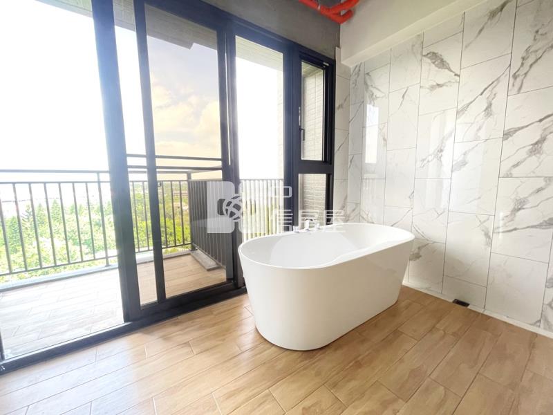 【新世紀】龍潭石門湯旅景觀套房車房屋室內格局與周邊環境