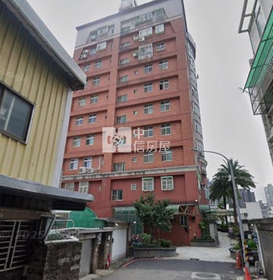 縣府LV2房車房屋室內格局與周邊環境