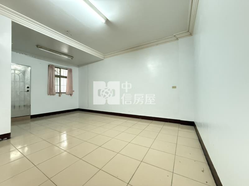 豐原鐮村路美透天房屋室內格局與周邊環境