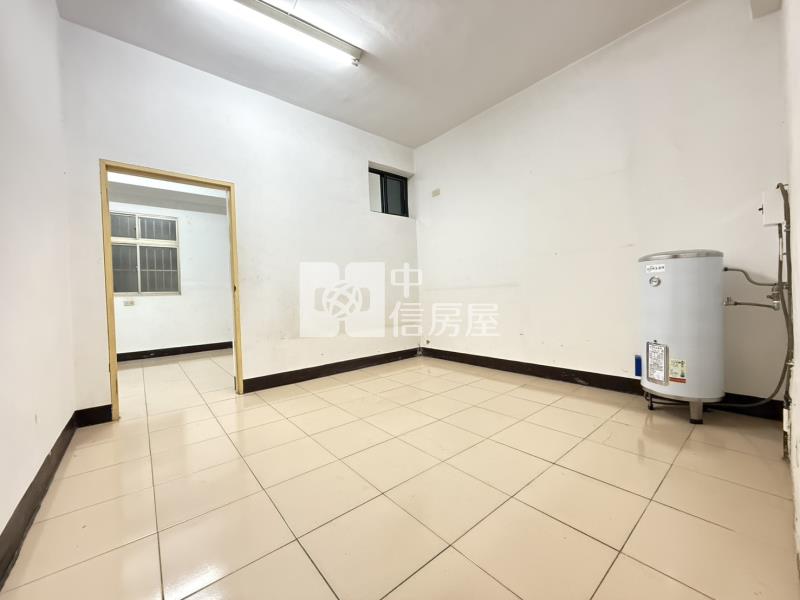 豐原鐮村路美透天房屋室內格局與周邊環境