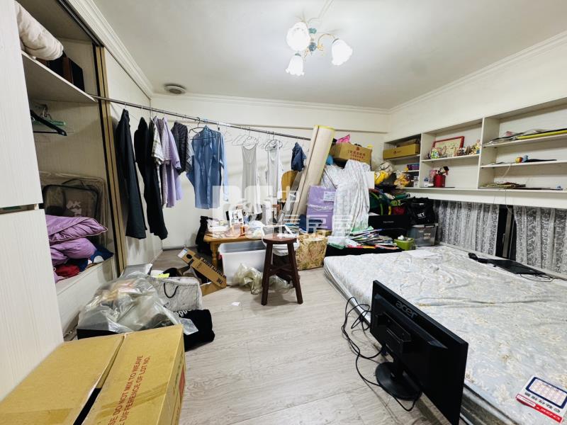 林森國小旁四房車|近中壢車站房屋室內格局與周邊環境