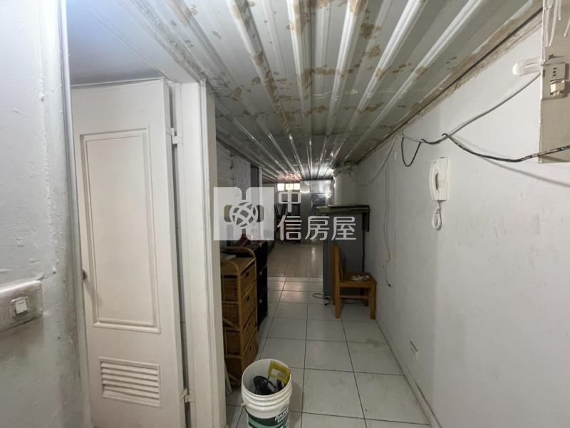 萬能及第大廈套房房屋室內格局與周邊環境