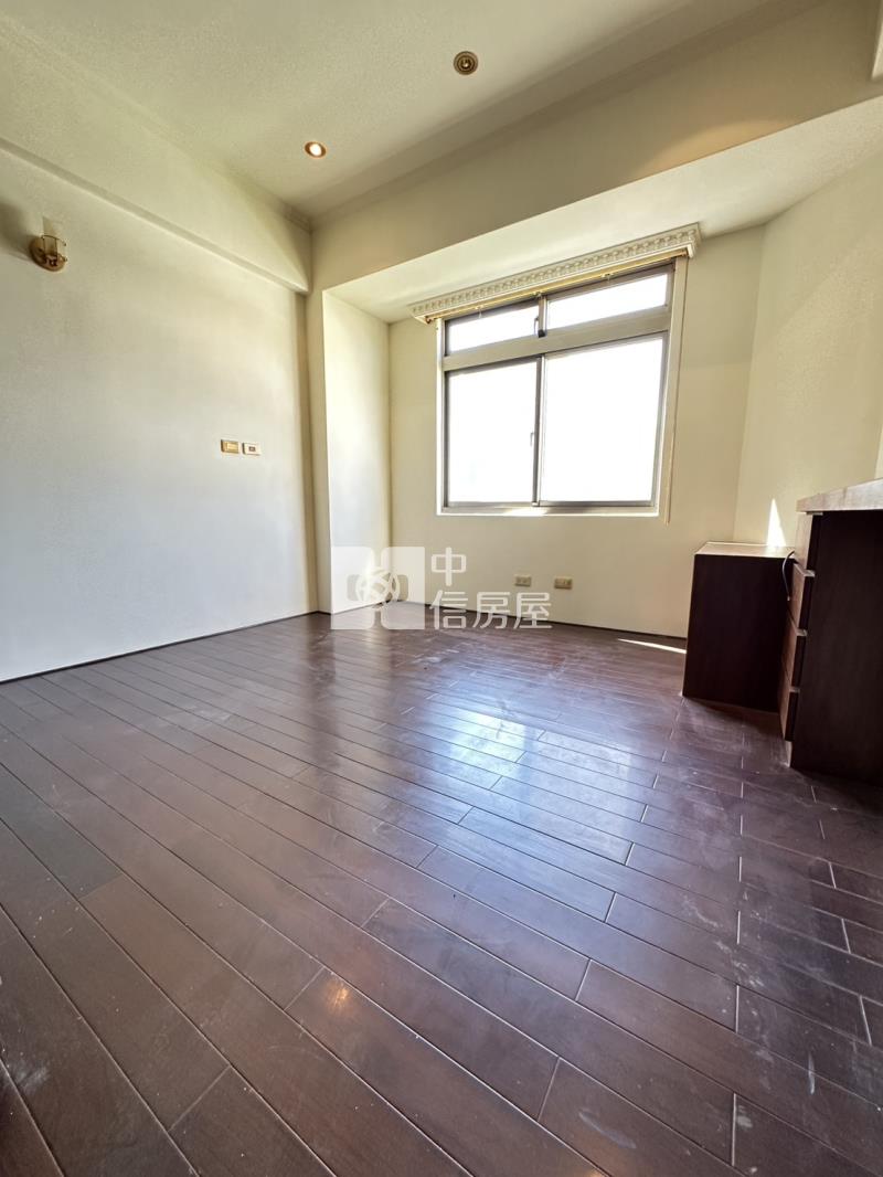 藝文特區-三房+車房屋室內格局與周邊環境