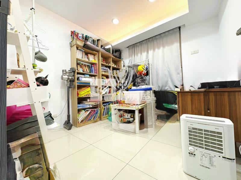 海洋世界裝潢屋平面大車位房屋室內格局與周邊環境