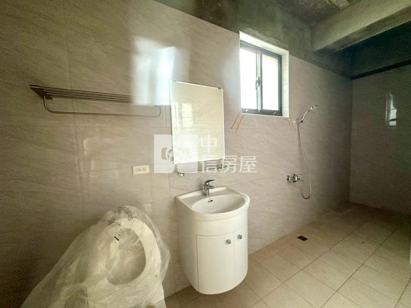 龍潭市區全新獨棟電梯別墅房屋室內格局與周邊環境