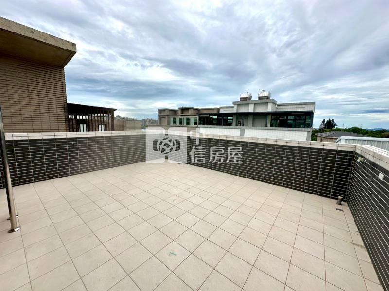 龍潭市區全新獨棟電梯別墅房屋室內格局與周邊環境