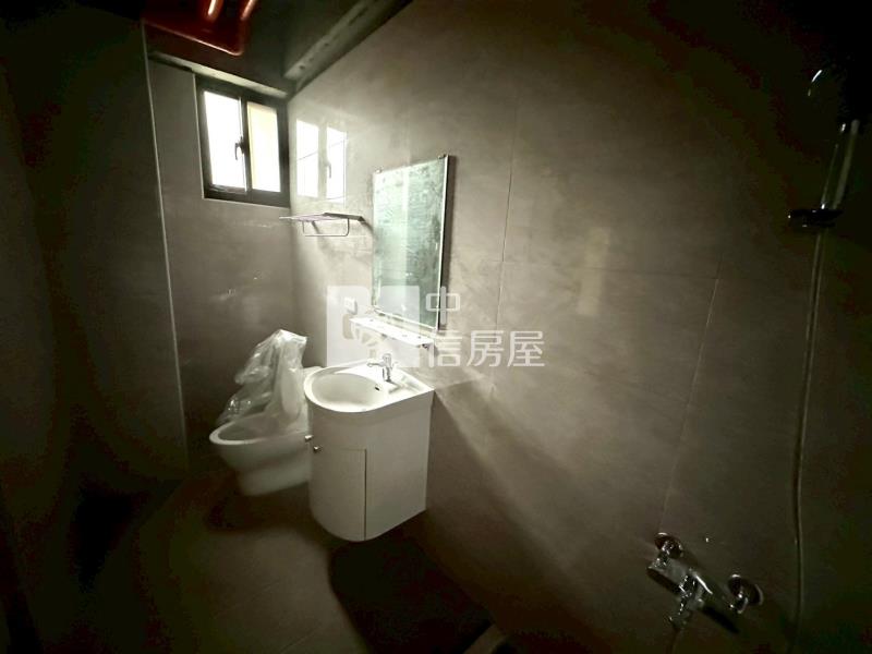 龍潭市區全新獨棟電梯別墅房屋室內格局與周邊環境