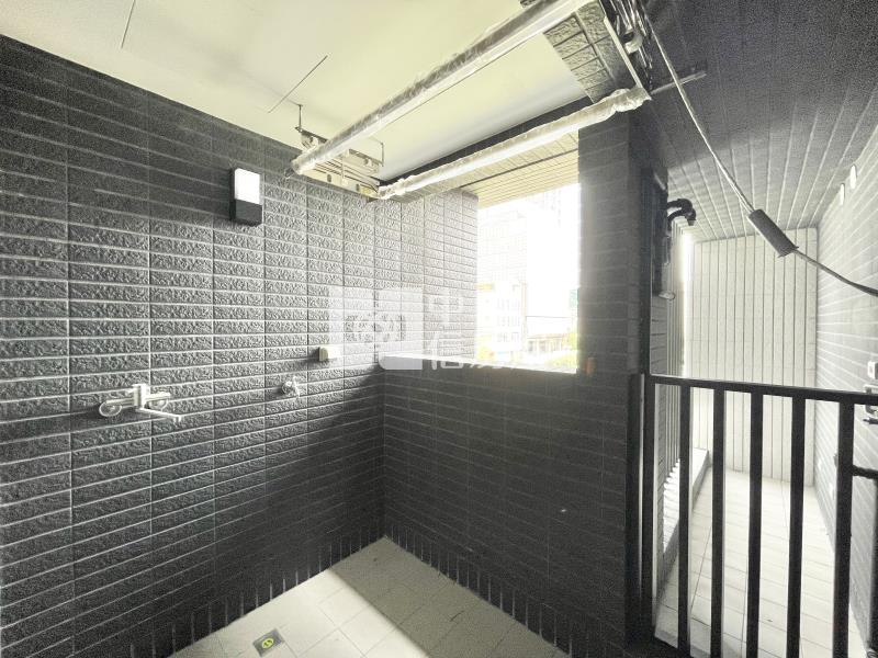 十期裕翔研山4房雙平車房屋室內格局與周邊環境