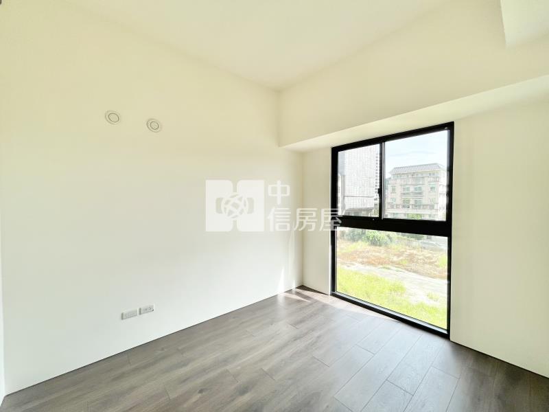 十期裕翔研山4房雙平車房屋室內格局與周邊環境