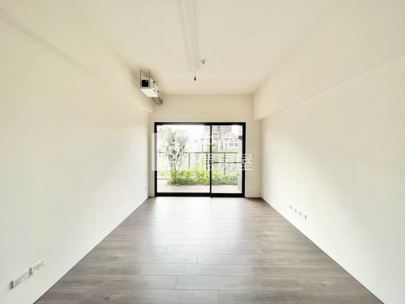 十期裕翔研山4房雙平車房屋室內格局與周邊環境