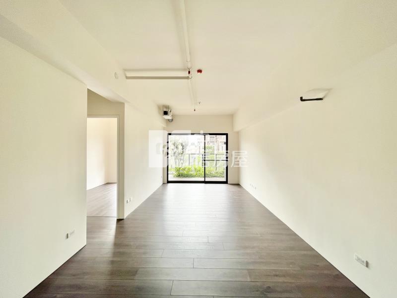 十期裕翔研山4房雙平車房屋室內格局與周邊環境