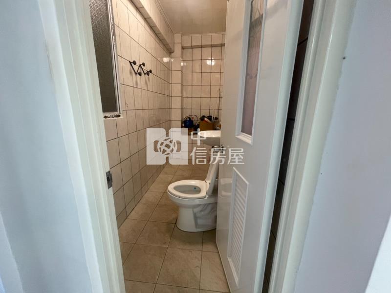 平鎮山仔頂雙拼美透天房屋室內格局與周邊環境